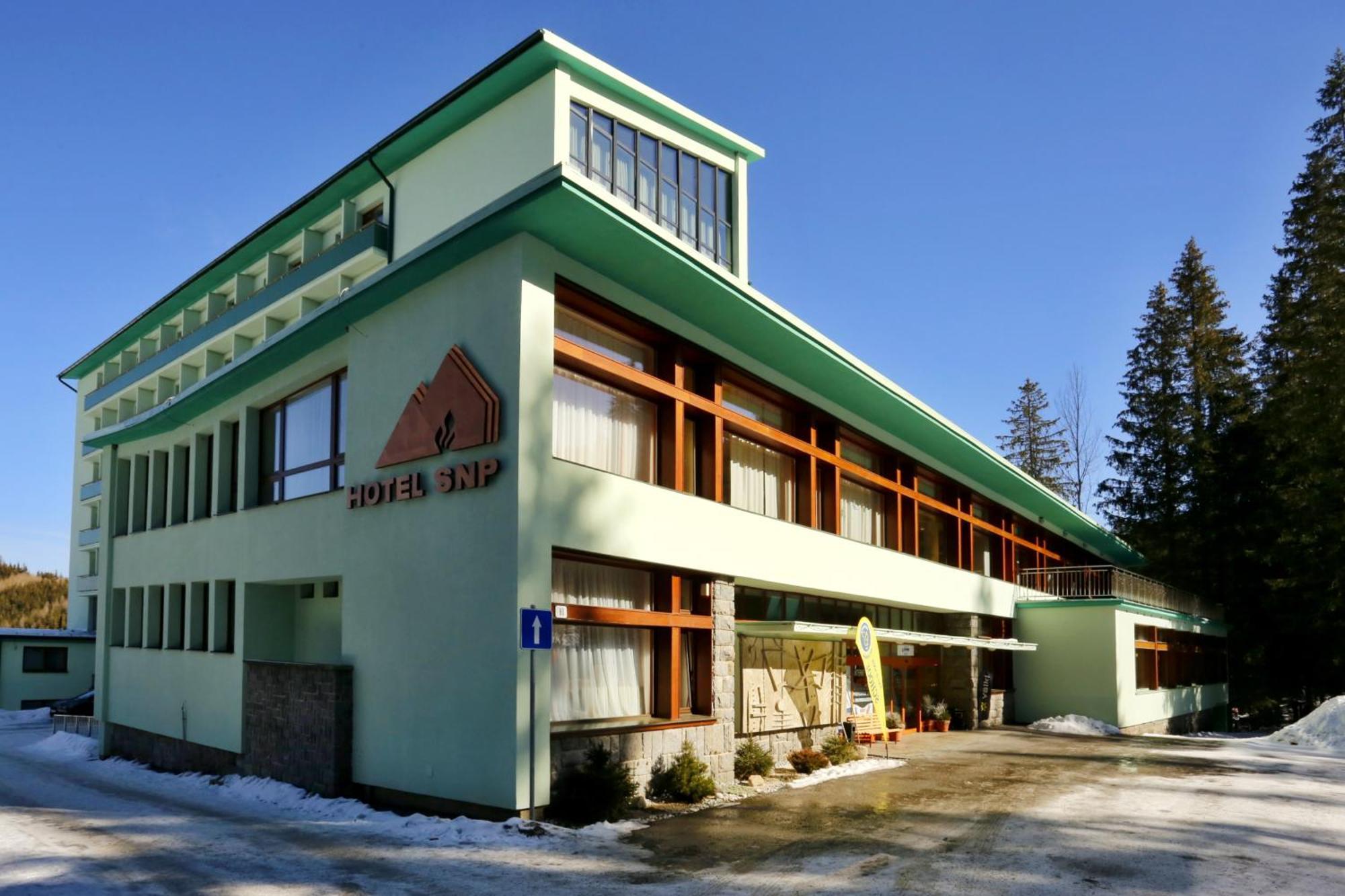Hotel Sorea Snp デマノブスカ・ドリーナ エクステリア 写真