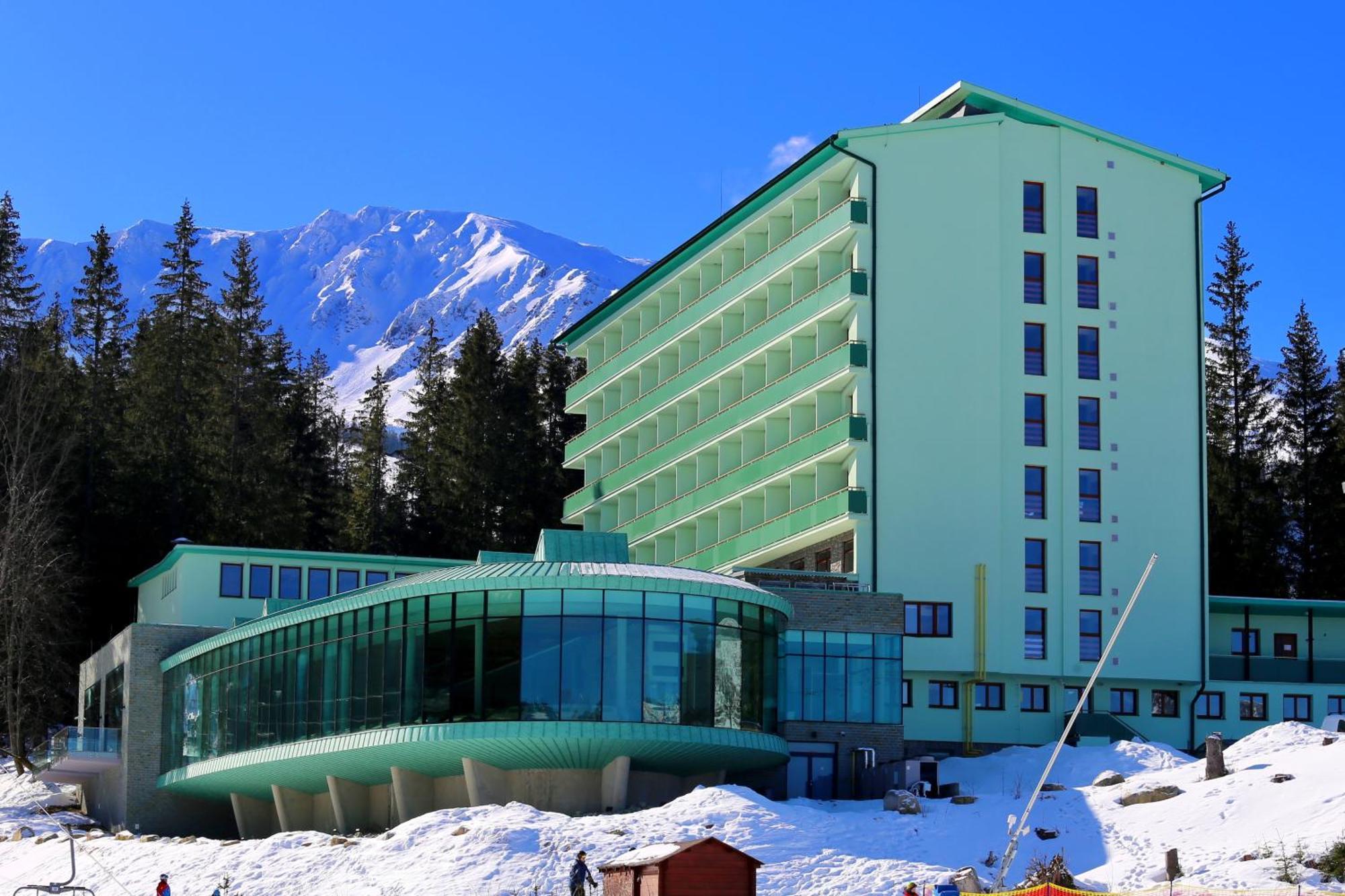 Hotel Sorea Snp デマノブスカ・ドリーナ エクステリア 写真